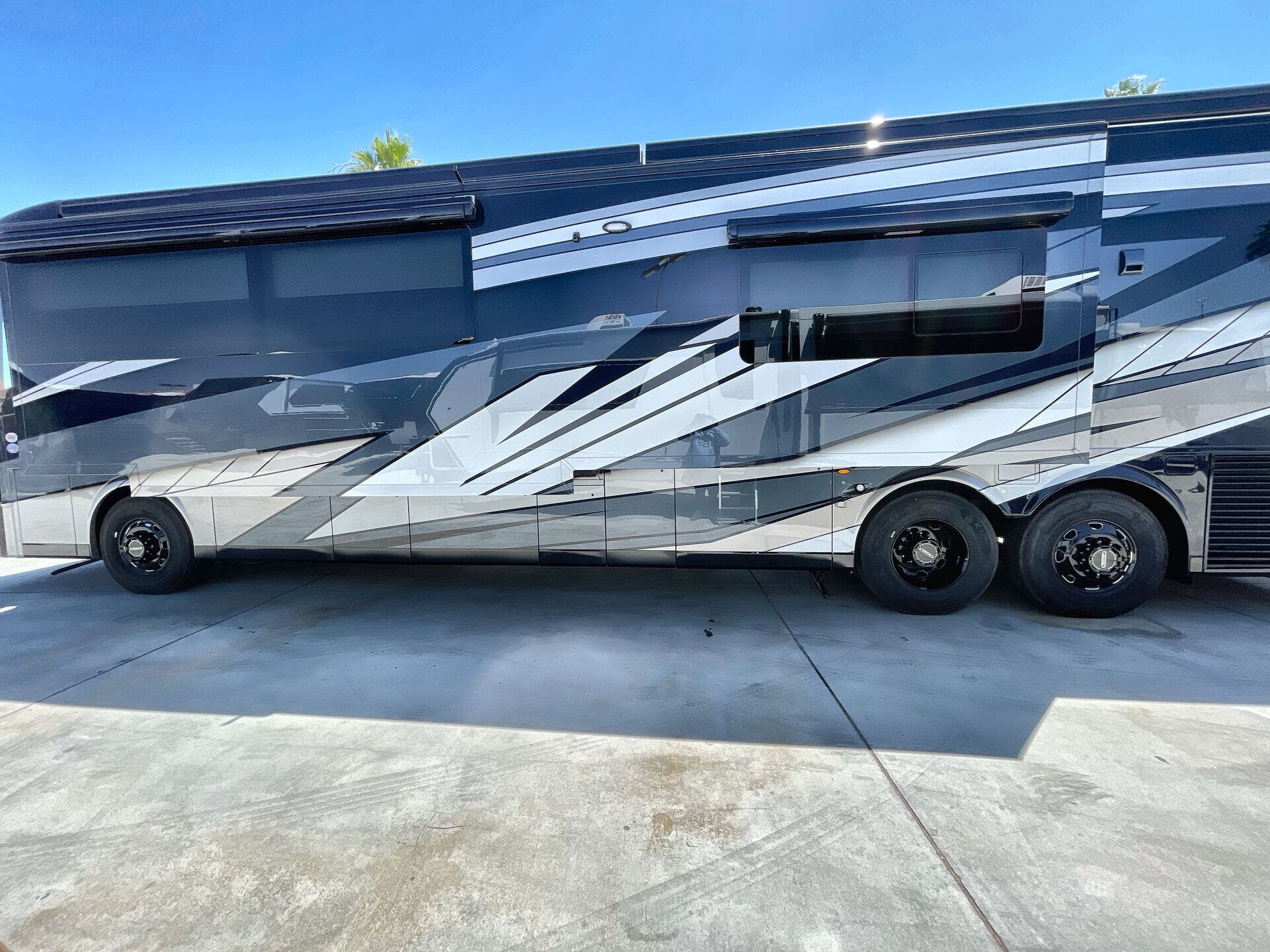 Bus-Stuff.com Class A Rv For Sale